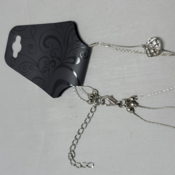 Inter-American Silver Chain cable 3 strand necklace with pearl and clear beads - Picture 5 of 5